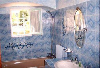 La Pierrerie Hotel 3*